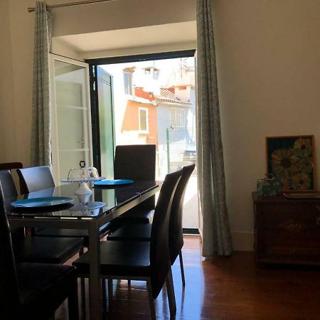 Grandmommy'S House - Traditional And Comfy Lisboan Apartment Exteriör bild